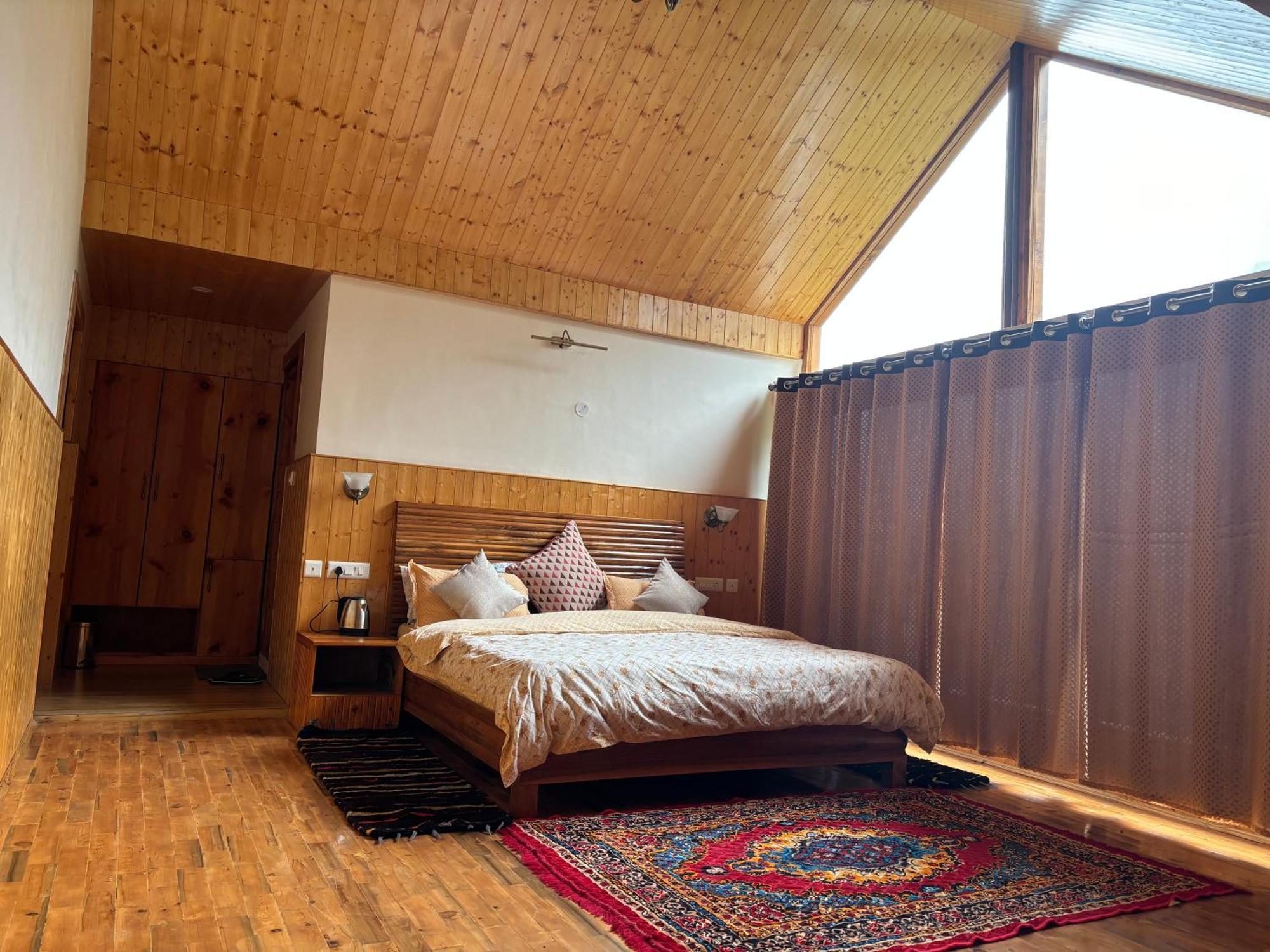 Toshim Homestay Sāngla Buitenkant foto
